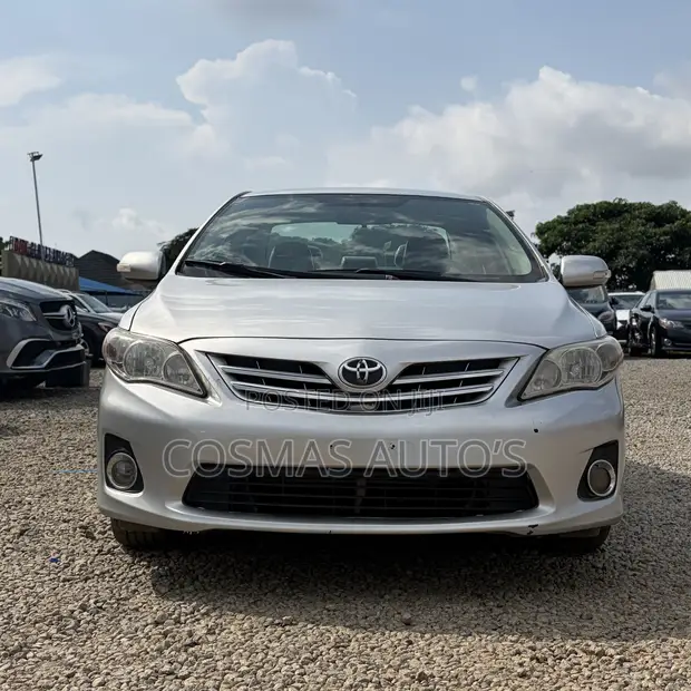 2020 Toyota Corolla LE Silver - 1