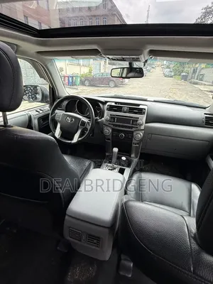 2014 Toyota 4Runner SR5 SUV - Upgraded to 2018