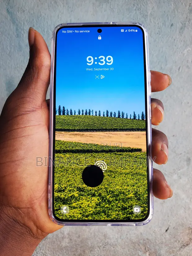 Samsung Galaxy S22 5G 128GB White - 1