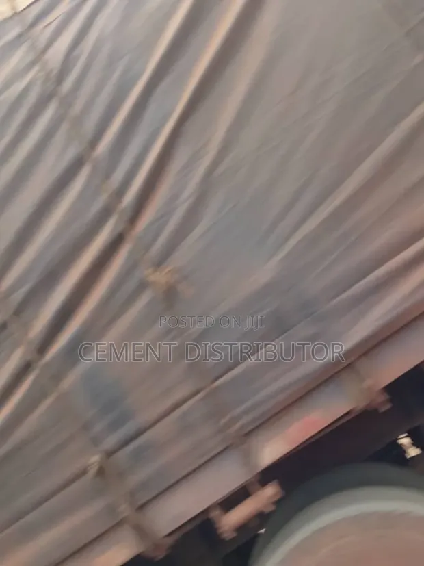 Mai Rarraba Siminti na Dangote - Akwatuna 50kg - 1