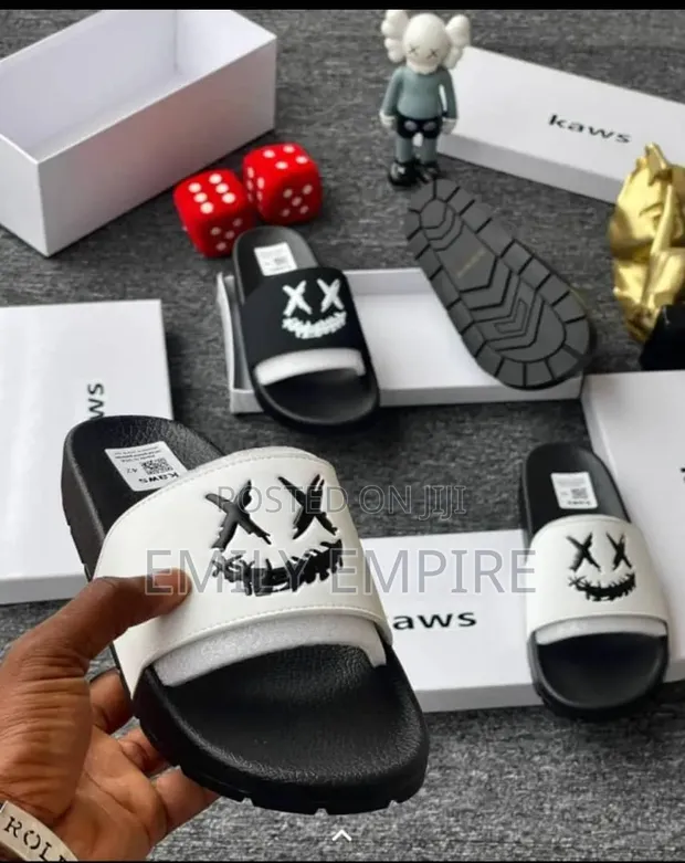 Louis Vuitton Unisex Slides - 1