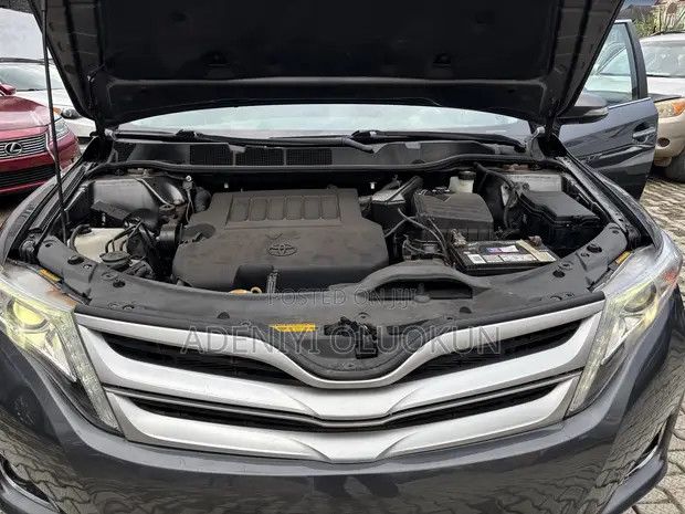 2013 Toyota Venza Limited AWD V6 Gray - 1