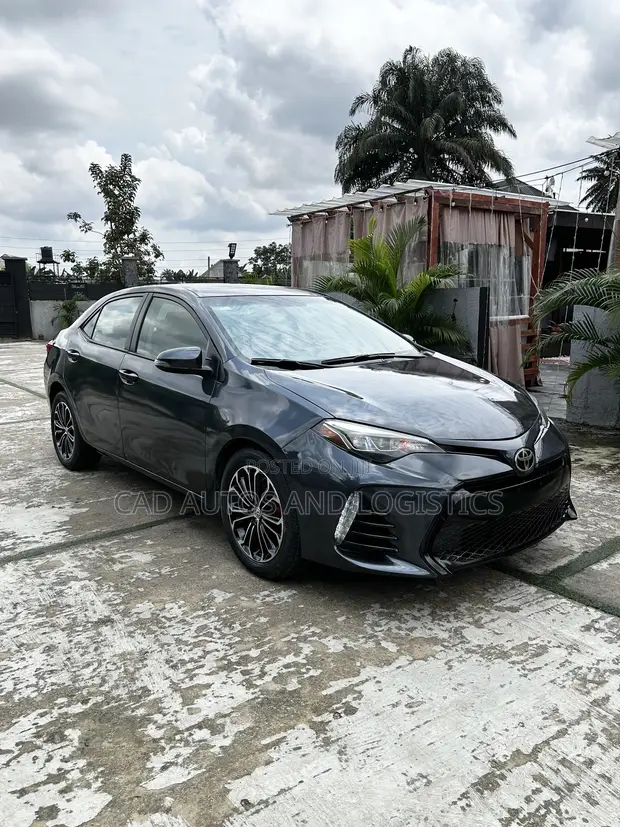 Toyota Corolla S Sedan 2016 - 1