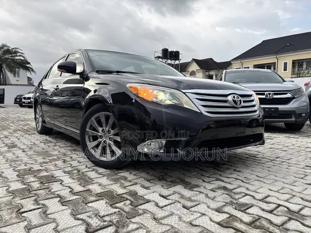 2008 Toyota Avalon Limited Sedan - 1