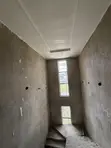 2-Bedroom Apartment a Cikin Gidan Mai Zaman Kansa, Sabon Lugbe Don Siyarwa - 5