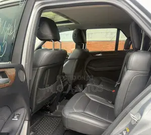 Mercedes-Benz ML 350 4Matic 2012 Gray
