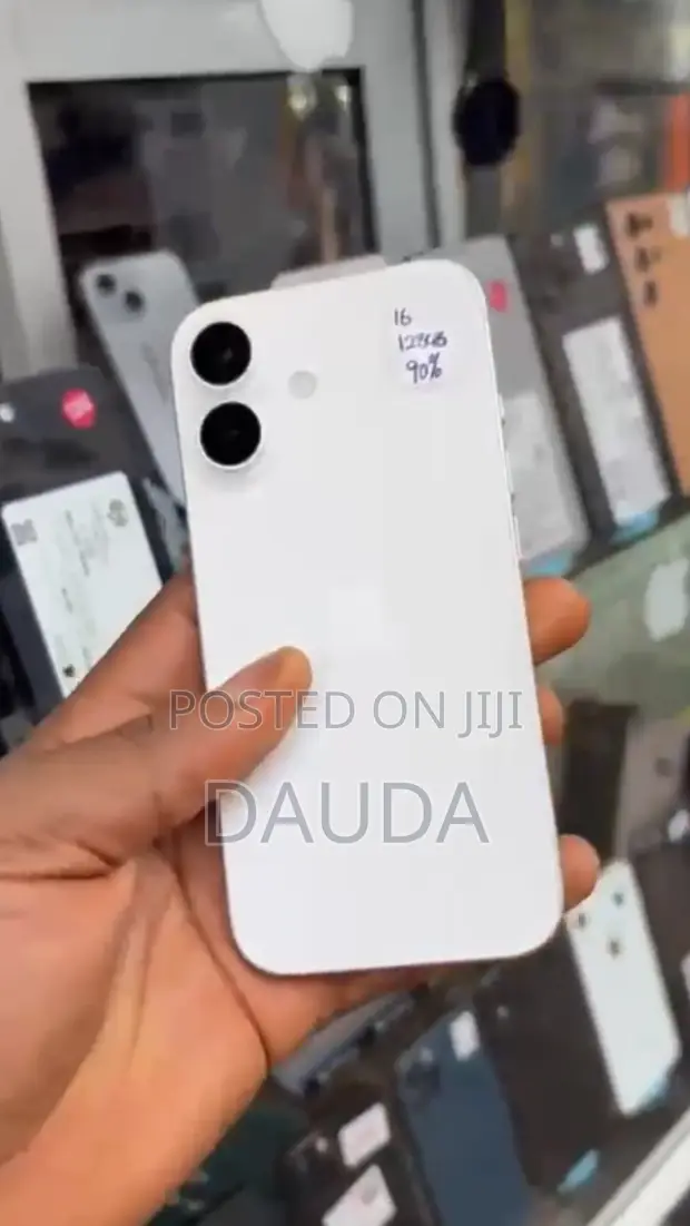 Apple iPhone 16 128GB White - 1