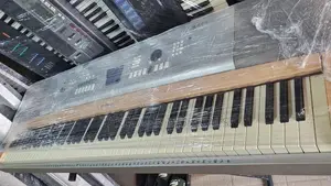 Yamaha DGX-650 Digital Piano Keyboard
