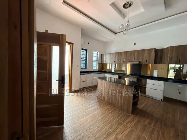 4 Bedroom Duplex Don Sayarwa a Lekki County - 1