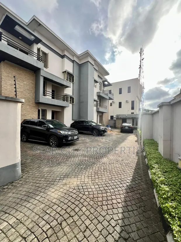 4 Bedroom Semi-Detached House for Rent in Ikeja GRA - 1