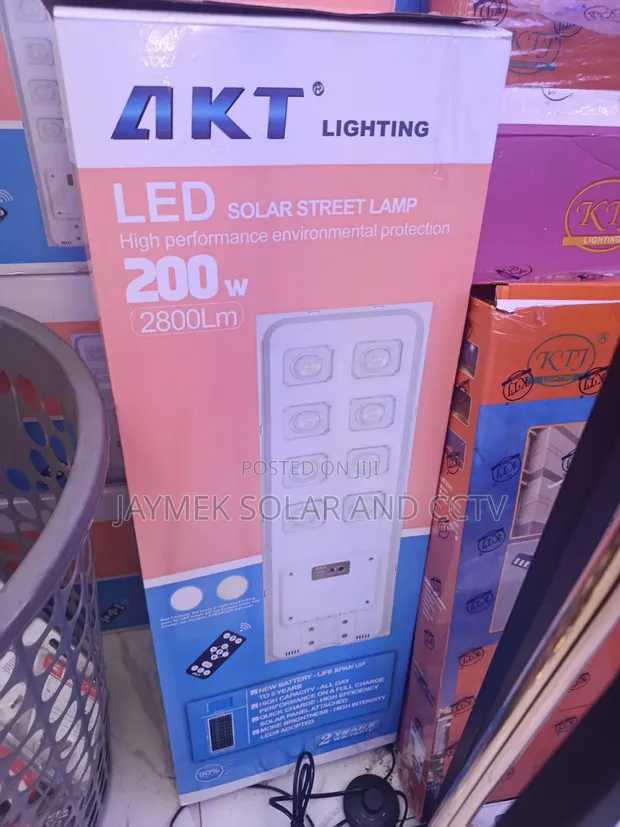 Akt Solar Street Light 200W - 1