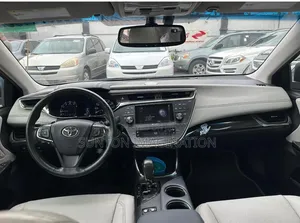 2014 Toyota Avalon Limited Sedan - Foreign Used