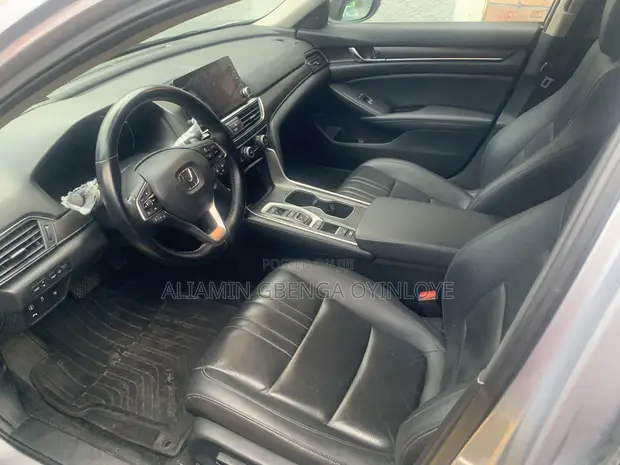 2022 Honda Accord Touring 2.0T Silver - 1