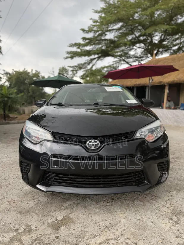 2016 Toyota Corolla LE - 1