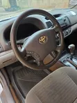 Toyota Camry 2004 Silver - 2
