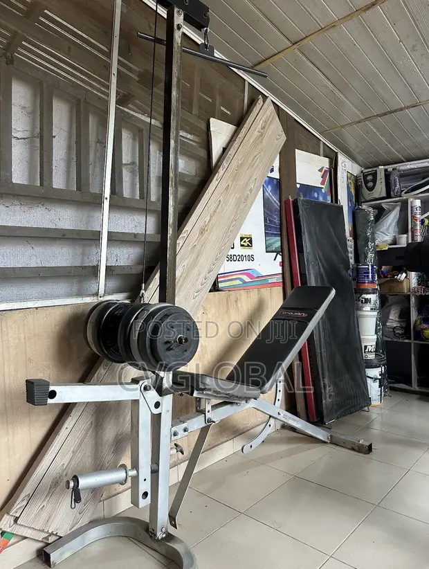 Trojan Lat Pulldown Machine - Used - 1