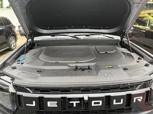 Jetour T2 i-DM 2025 Gray