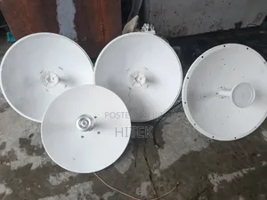 Ubiquiti Rocket Dish RD30 - Kayayyakin ISP Na Biyu