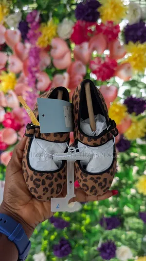 Cat & Jack Mata Sandal Brown Suede Mary Jane - Girma 7-13