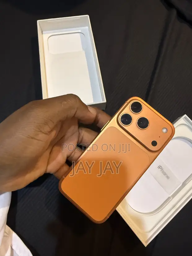 Apple iPhone 17 Pro 512GB Orange - 1