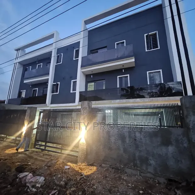 2-Bedroom Apartment for Sale a Magodo GRA Phase 2 - 1