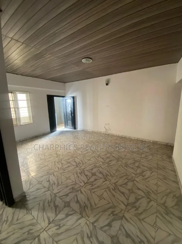 Gidan haya na dakuna 2 a Lekki Phase 1 - 1