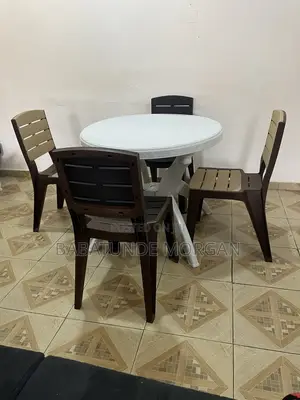 Home Interiors Filin Kujerun Cin Abinci (Mai Zama 4, Zagaye)