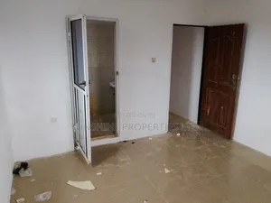 1-Bedroom Shared Apartment for Rent in Bashorun Town, Sangotedo