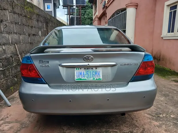 2006 Toyota Camry XLE Sedan - 1