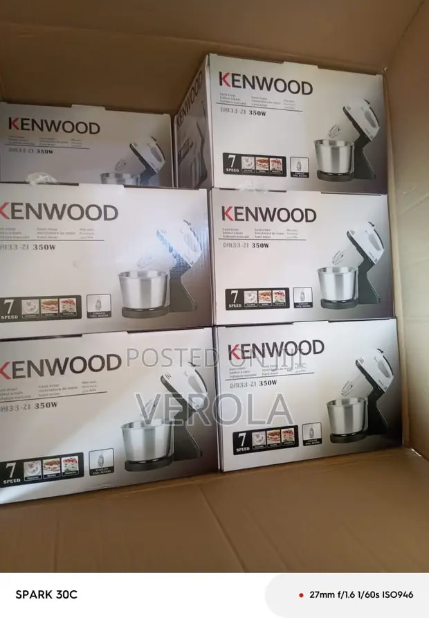 Kenwood DH133-Z1 350W Mixer with Stainless Bowl, 7 Speeds - 1