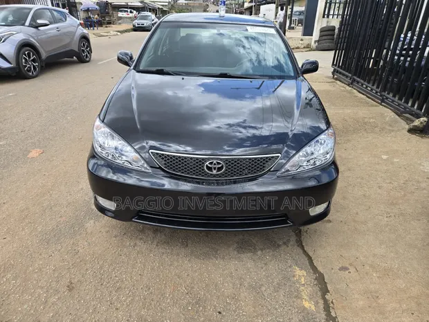 Toyota Camry 2005 Baki - 1