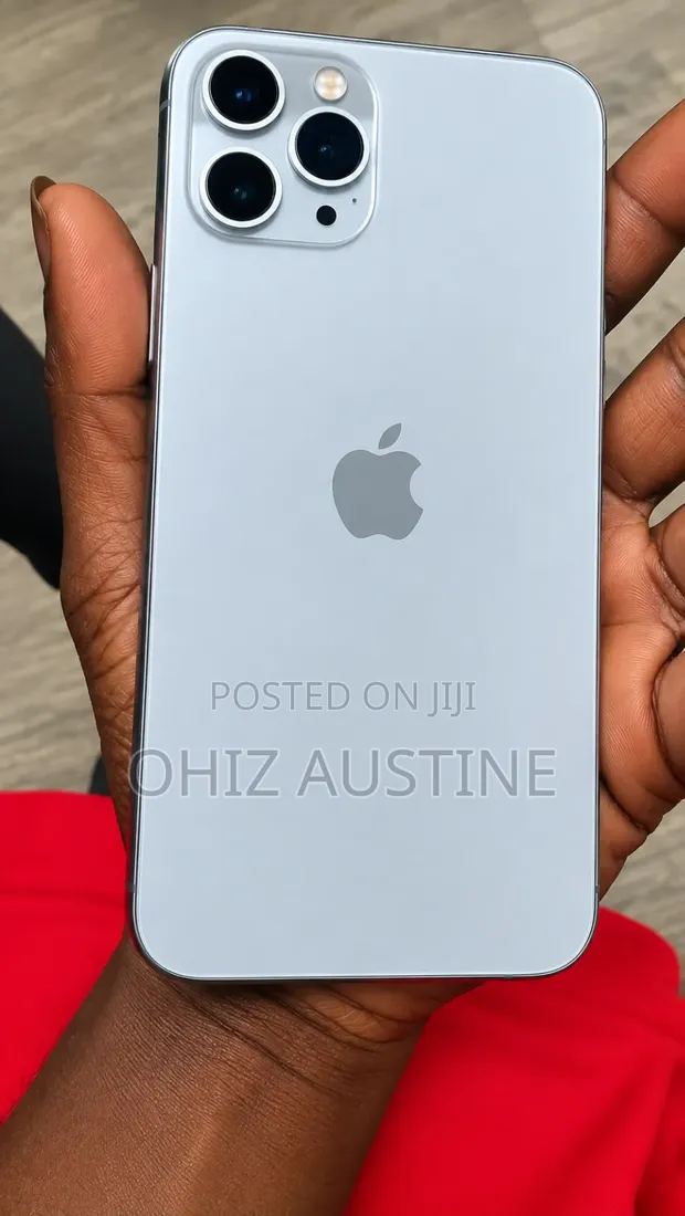 Apple iPhone 11 Pro 256GB White (UK Used) - 1