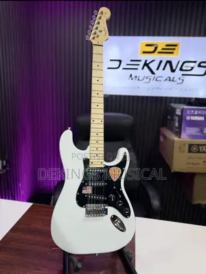 Fender Stratocaster Electric Lead Guitar - White