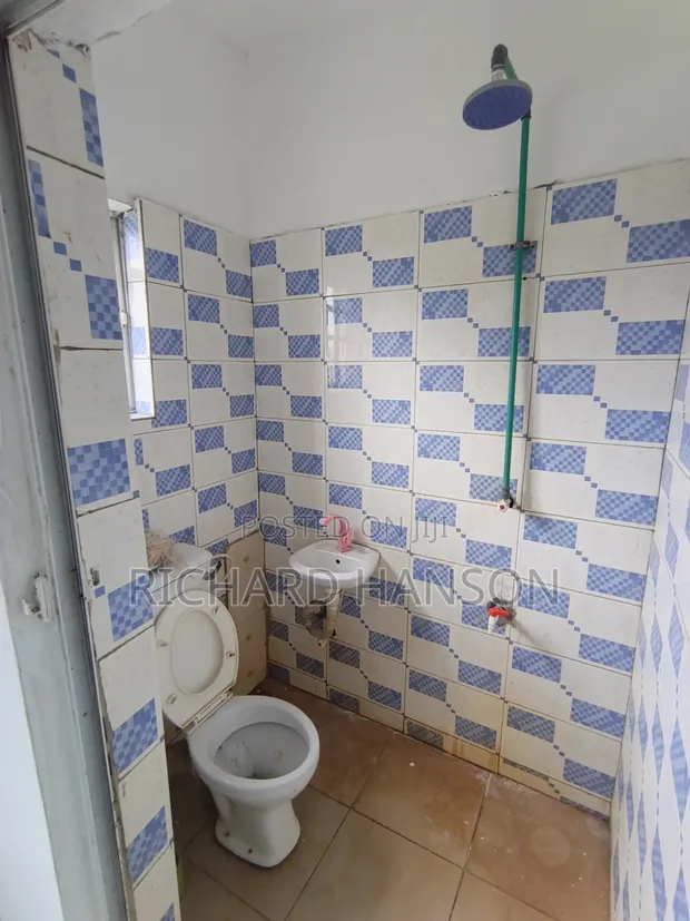 2 Bedroom Apartment for Rent, Secured Estate Off Lekki-Epe Expressway - 1