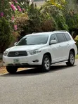 Toyota Highlander 2010 White - 3