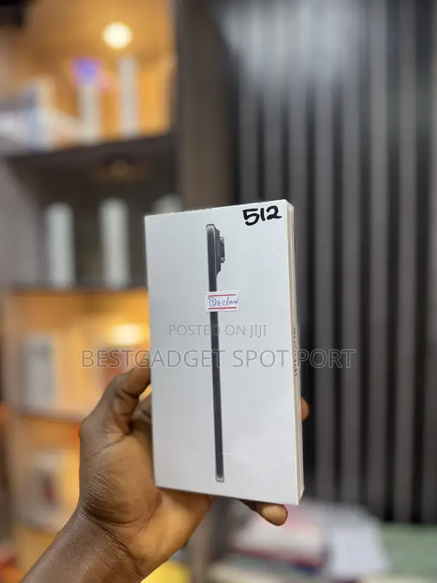 New Apple iPhone Air 512GB - 1