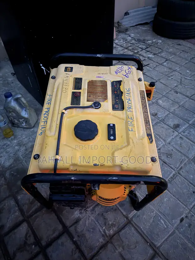 DEWALT DXGNR6500 Mai Ɗaukar Mai Mai Ɗaukar Wuta - 1