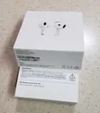 Apple AirPods 4 - 1