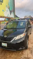 2012 Toyota Sienna LE 8-Passenger Minivan - 5