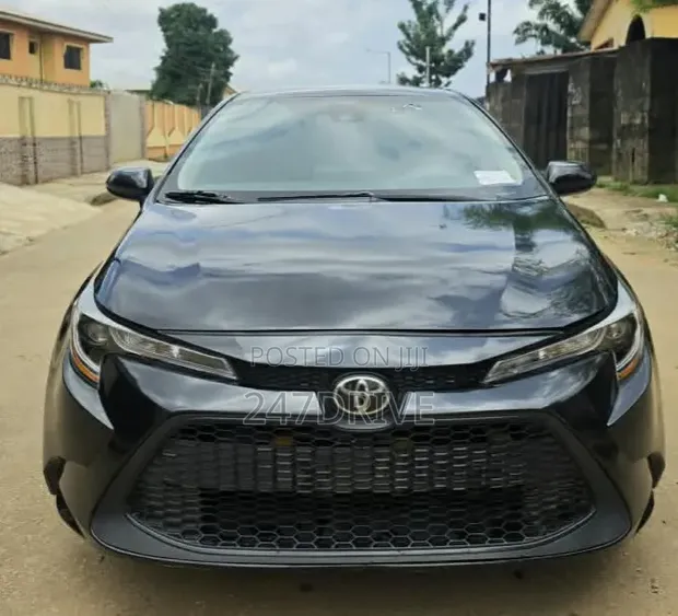2021 Toyota Corolla LE - 1