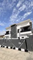 4 Bedroom Duplex with BQ for Sale in Ibadan - 2