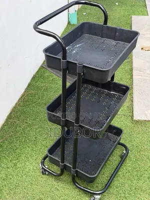 Trolley Filastik Mai Hannun Karfe