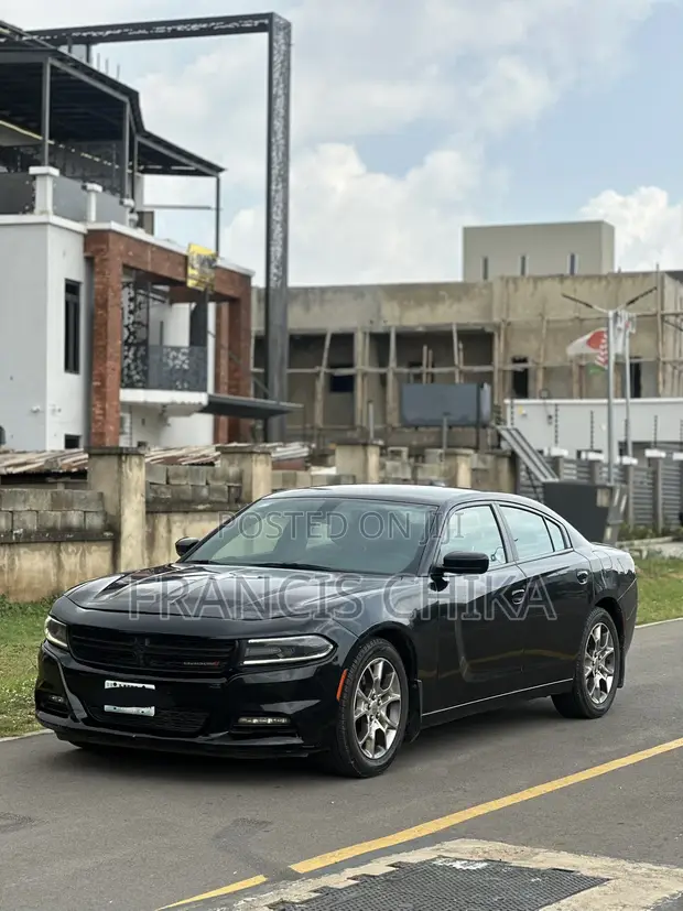 2016 Dodge Charger SXT AWD Black - 1