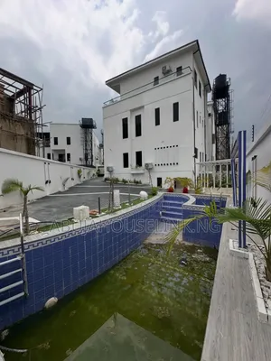 4-Bedroom Duplex da Pool a Guzape Main, Abuja