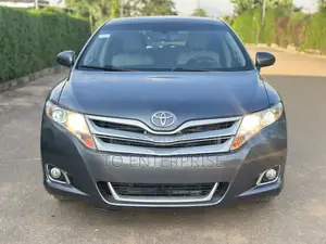 Toyota Venza 2010 Grey