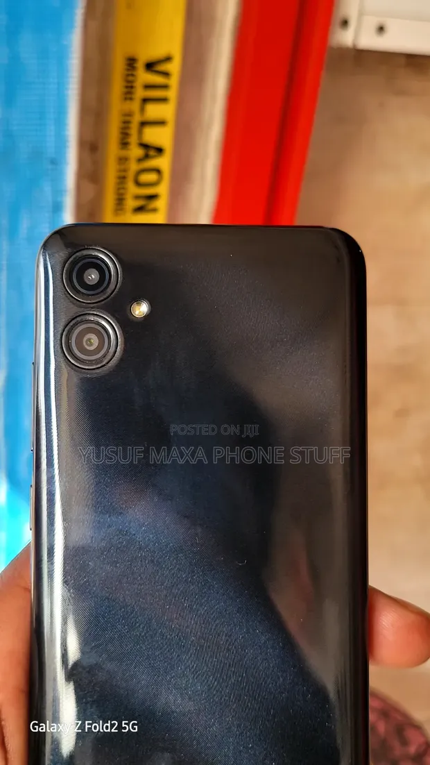Samsung Galaxy A04e 32GB Black - 1