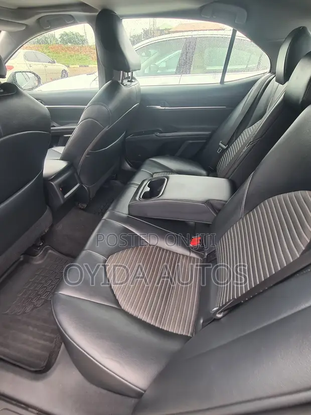 2019 Toyota Camry SE 2.5L Baki - 1