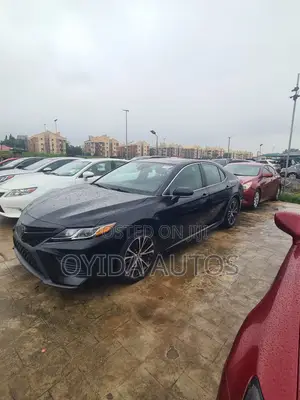 2019 Toyota Camry SE 2.5L Baki