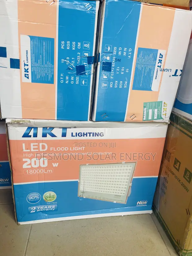 200W Akt Solar Flood Light - 1