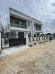 4 Bedroom Semi-Detached Duplex a Ikota, Legas - 5